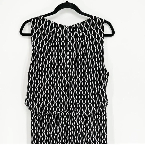 Tahari ASL Black and White Geometric Jumpsuit - Picture 9 of 11